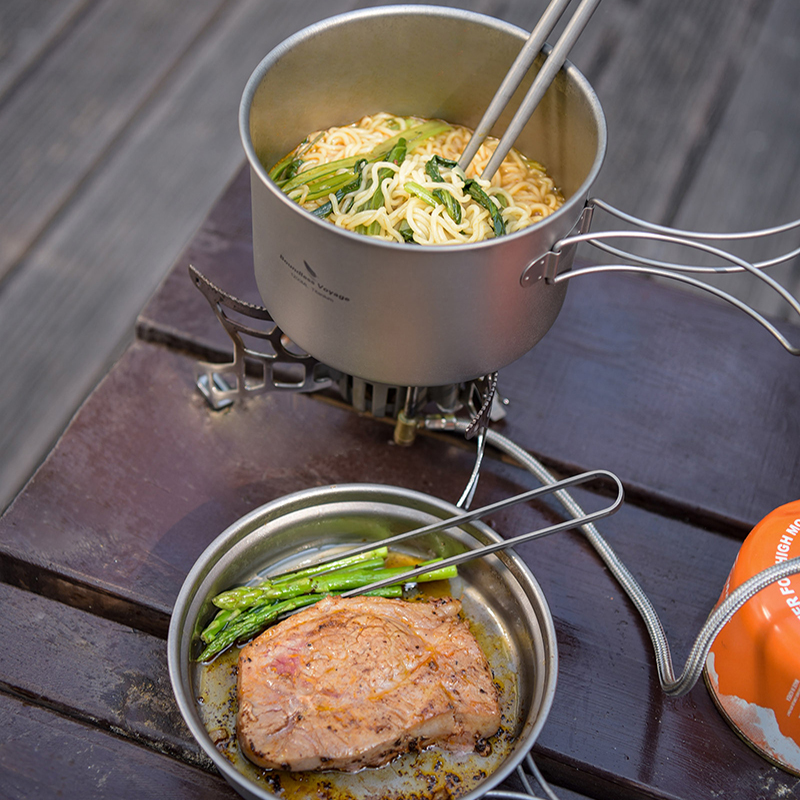 Camping Cooking Set With Kettle - Padella in titanio Boundless Voyage, manici