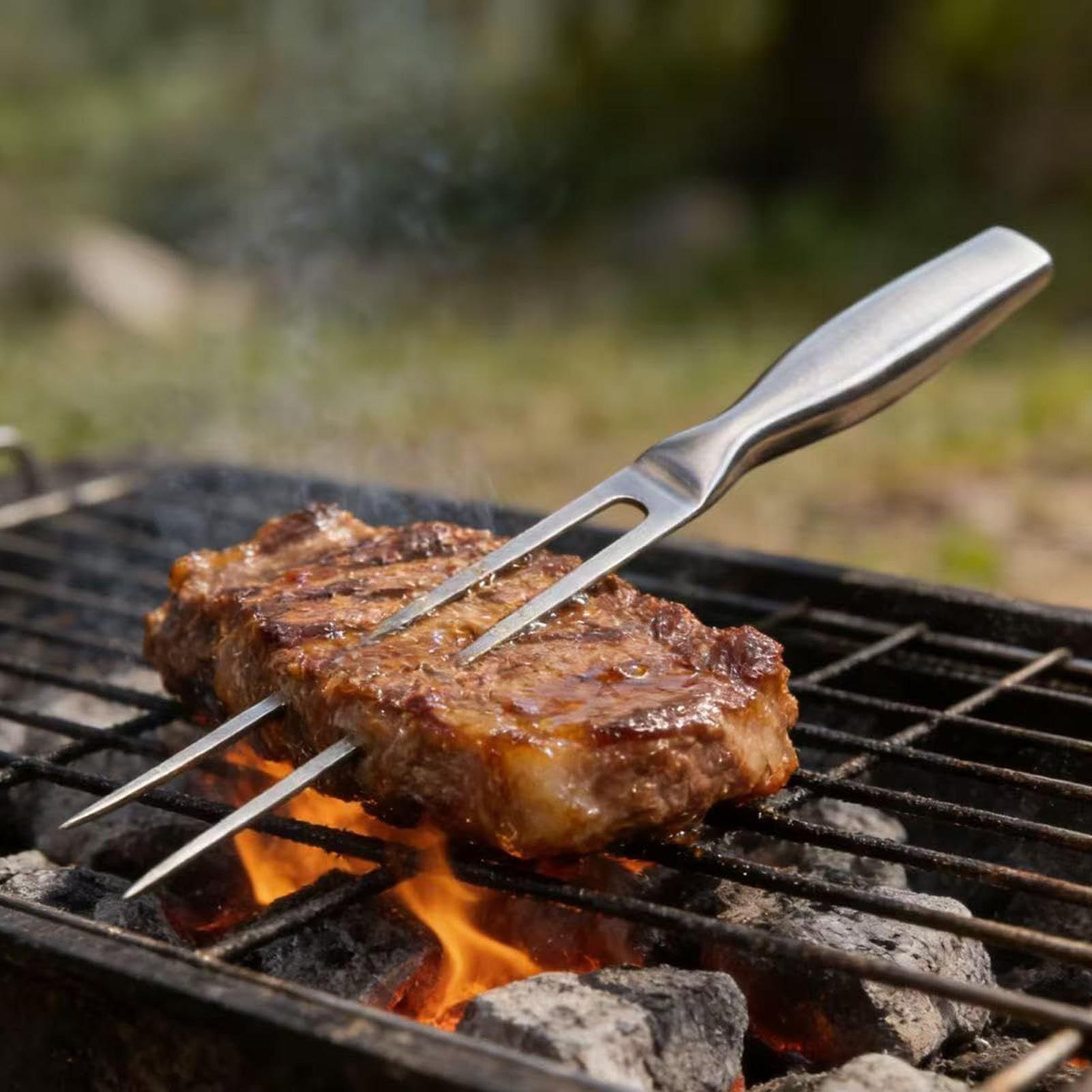 Set di Utensili per Barbecue 5 - Camping Cooking And Dining Set recensione e prezzo