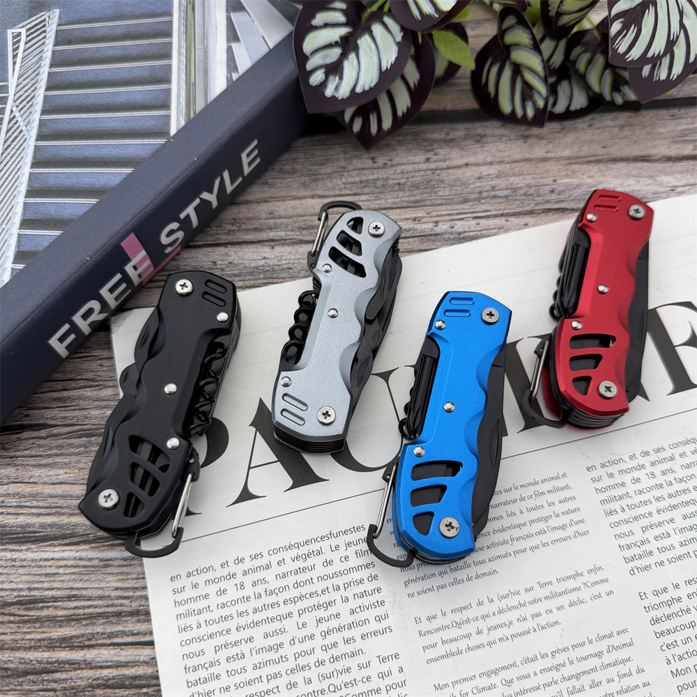 Coltello Pieghevole Multifunzi - Camping Cooking Knife Set recensione e prezzo